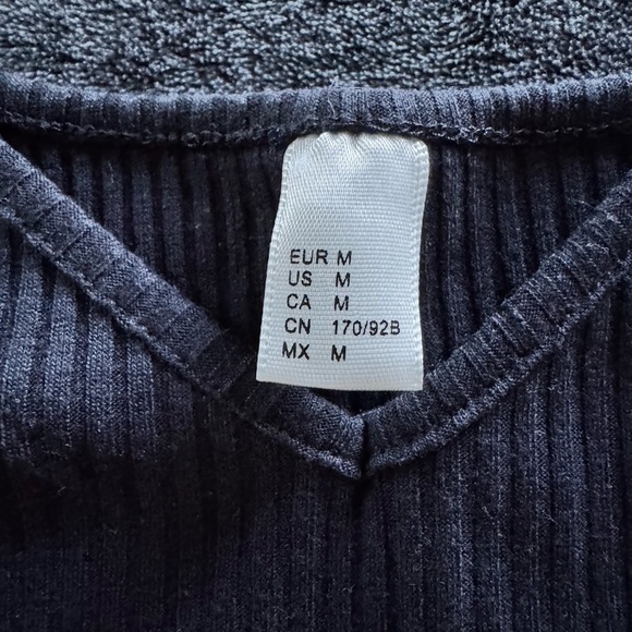 Sale🎉High Waist White & Blue Shorts with Tropical Print/Matching Camisole Set - Picture 6 of 6